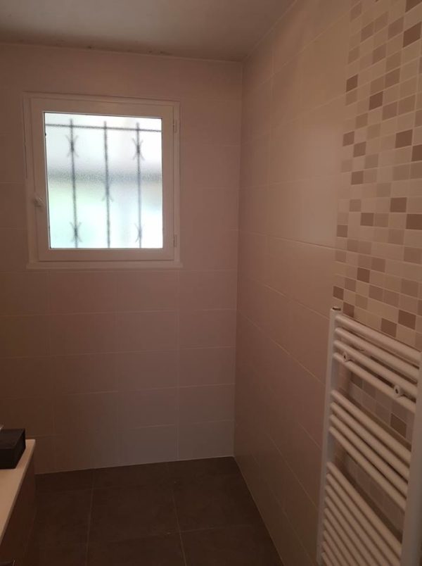 RÉNOVATION SALLE DE BAINS SAINTE REINE DE BRETAGNE – Image 12