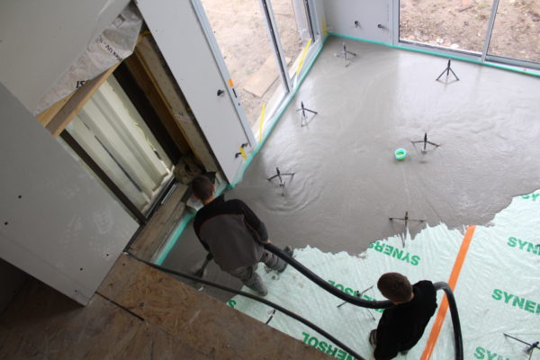 Coulage de chape sur mousse polyuréthane projetée – Image 7