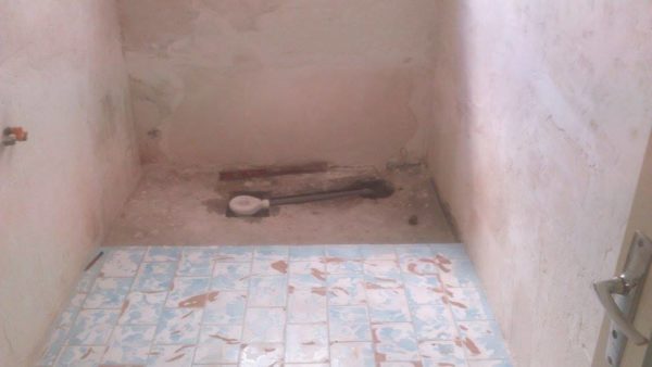 TRANSFORMATION D'UNE SALLE DE BAIN EN SALLE D'EAU DREFFEAC – Image 2