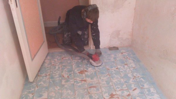 TRANSFORMATION D'UNE SALLE DE BAIN EN SALLE D'EAU DREFFEAC – Image 5