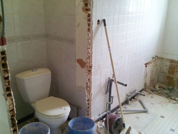 RÉNOVATION SALLE D'EAU NORMES PMR A SAINT GUILLAUME – Image 3